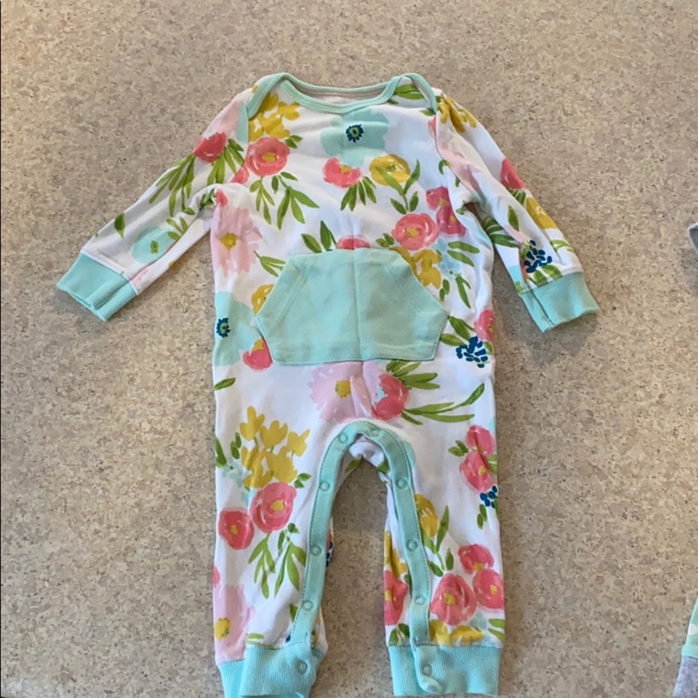 2 cloud island baby girl outfits
